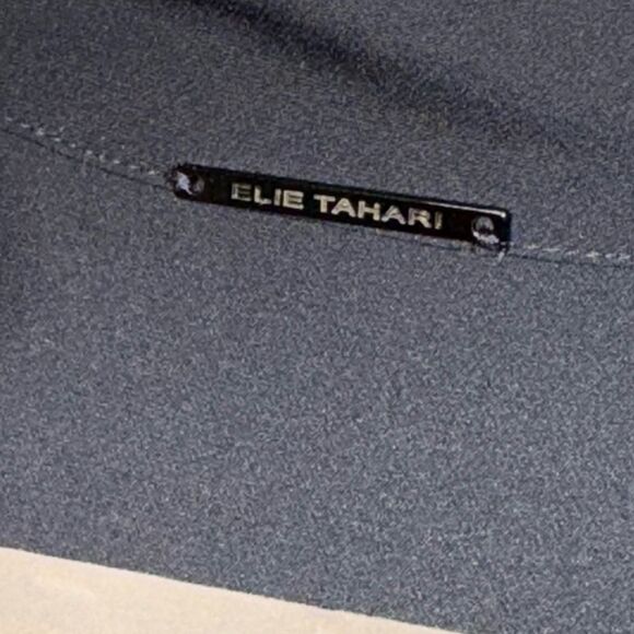 Elie Tahari Women’s 100% Silk Ruffle Embroidered Fairy Sleeve Blouse Medium EUC - Picture 5 of 8